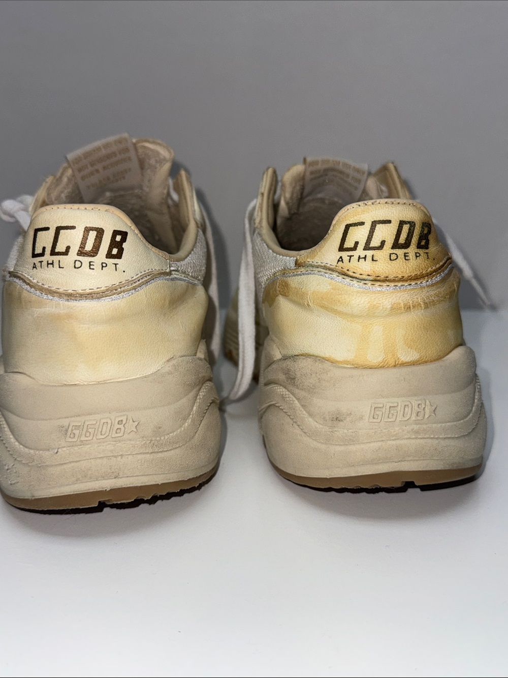Golden Goose Style Cream Runner Sneakers - Picture 6 of 10